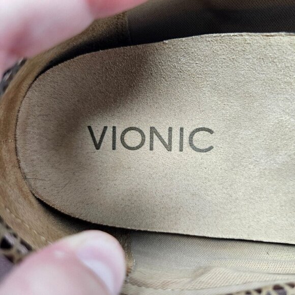 Vionic Larrun Penny Loafers Shoes Gold Women's Size 9.5 Metallic Business Career - Picture 9 of 10